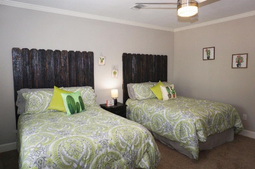 Clear Creek Lake House image 11