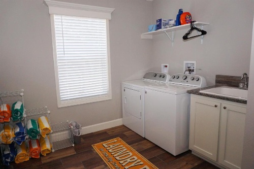 Clear Creek Lake House image 14