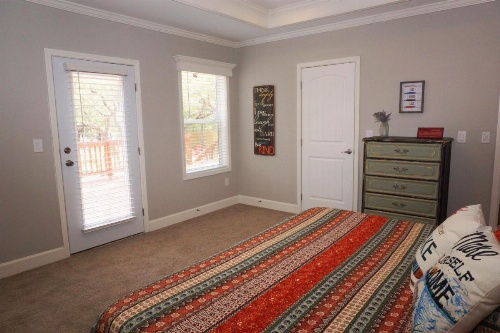 Clear Creek Lake House image 16